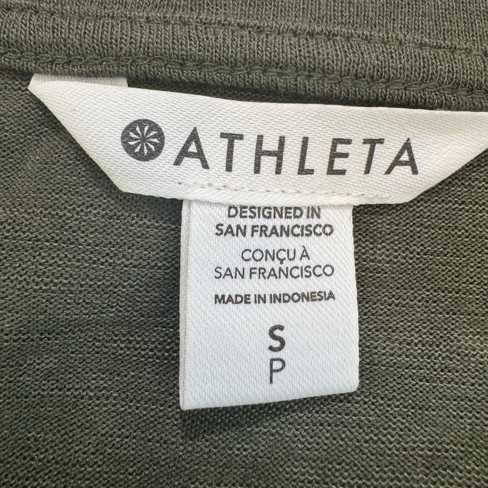 Athleta Breezy Short Sleeve Vneck Tee.‎ Medium. Olive. Tencel blend. Like New. - Picture 2 of 6